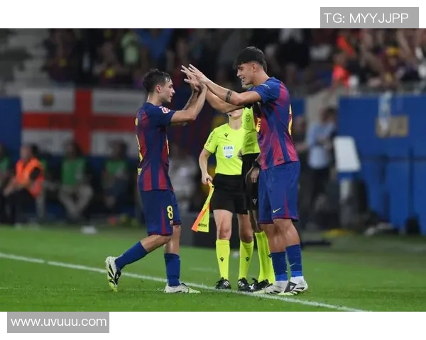 巴萨开启新赛季备战:球队气氛热烈,体能训练全面展开 巴萨开启新赛季备战:球队气氛热烈,体能训练全面展开