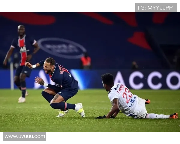 巴黎圣日耳曼主场战平南特普伦：内马尔点球帮助巴黎避免失利