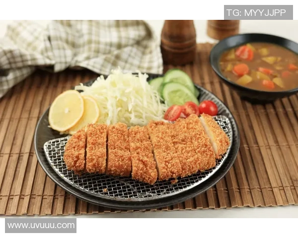 鸡排盛宴：美味畅享，一杯引领独特风味